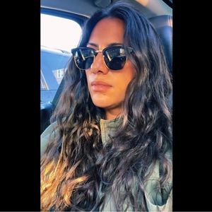 Meet your Posher, Elle